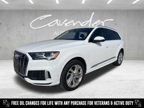 2020 Audi Q7 45 Premium Plus