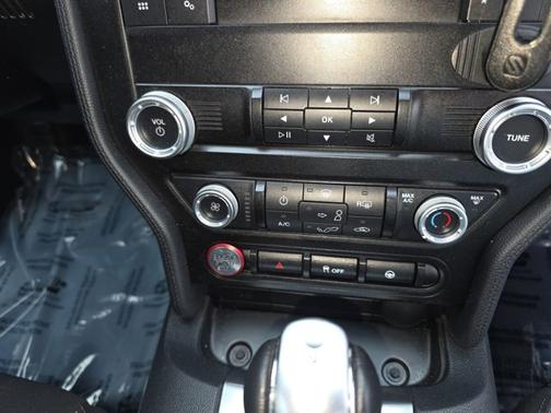 OXFORD WHITE 2021 Ford Mustang ECOBOOST