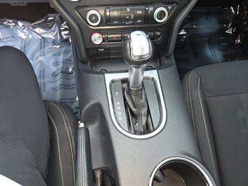 OXFORD WHITE 2021 Ford Mustang ECOBOOST