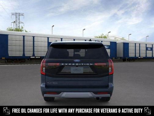 2025 Ford Expedition Platinum