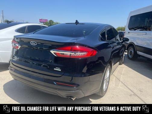 2020 Ford Fusion SE