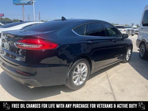 2020 Ford Fusion SE