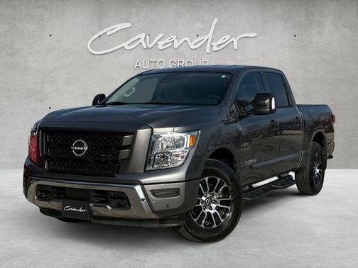 2024 Nissan Titan SV