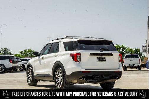 2022 Ford Explorer ST-Line