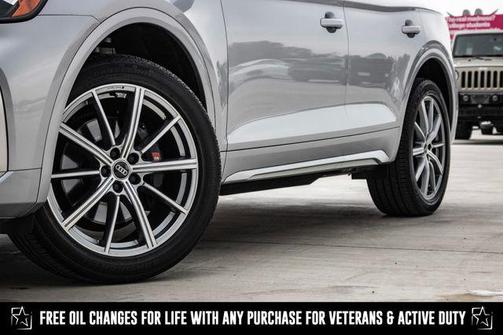 2022 Audi SQ5 3.0T Premium Plus