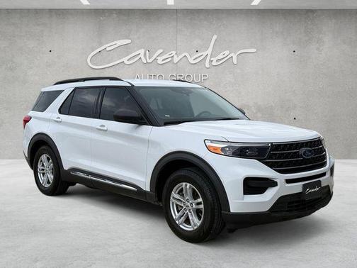 Oxford White 2021 Ford Explorer XLT