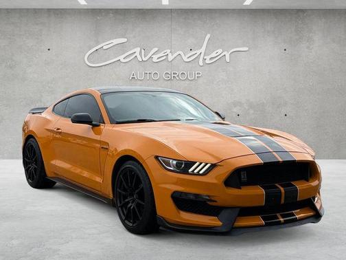 2018 Ford Shelby GT350 Base