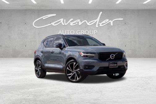 2021 Volvo XC40 T5 R-Design