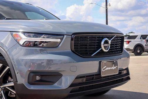 2021 Volvo XC40 T5 R-Design