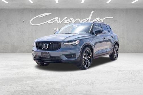 2021 Volvo XC40 T5 R-Design
