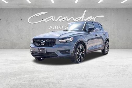 2021 Volvo XC40 T5 R-Design