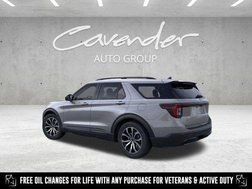 2025 Ford Explorer ST-Line