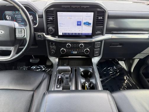 OXFORD WHITE 2023 Ford F-150 LARIAT