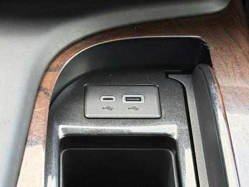 2022 Cadillac Escalade ESV Sport Platinum