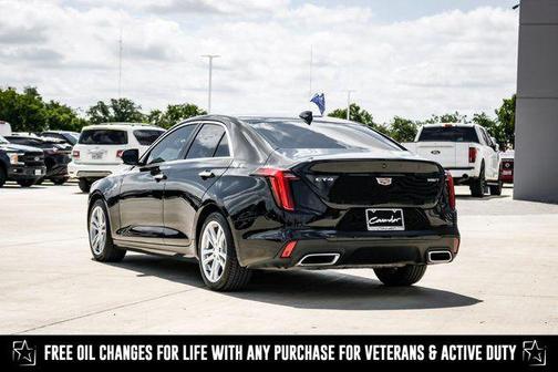 2023 Cadillac CT4 Luxury