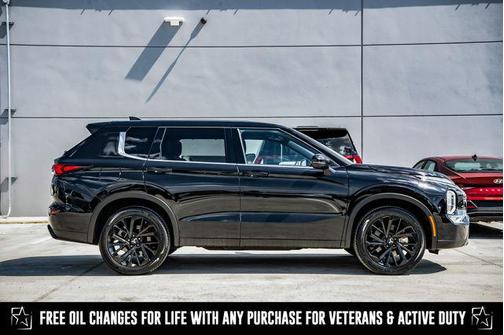 2024 Mitsubishi Outlander SE Black Edition S-AWC