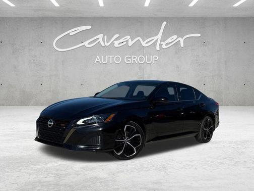 2023 Nissan Altima SR Intelligent AWD