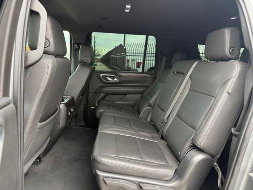 2021 Chevrolet Suburban 4WD Z71