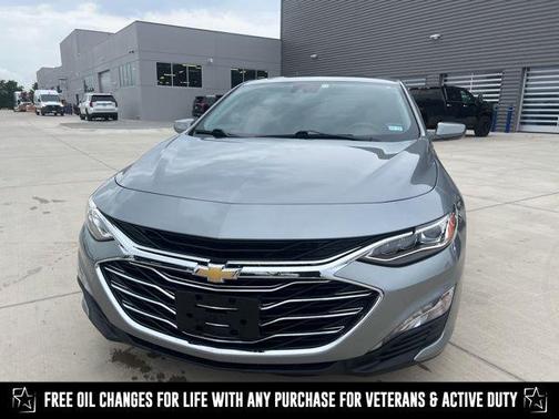 2023 Chevrolet Malibu FWD 2LT