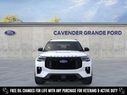 2025 Ford Explorer ST-Line