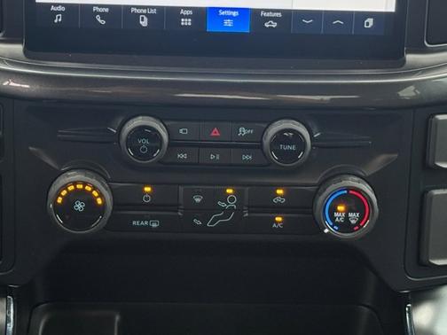 AGATE BLACK METALLIC 2026 Ford F-150 STX