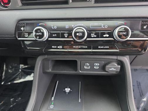 2024 Honda Pilot Touring 8-Passenger