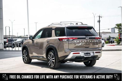 2024 Nissan Pathfinder Platinum 4WD
