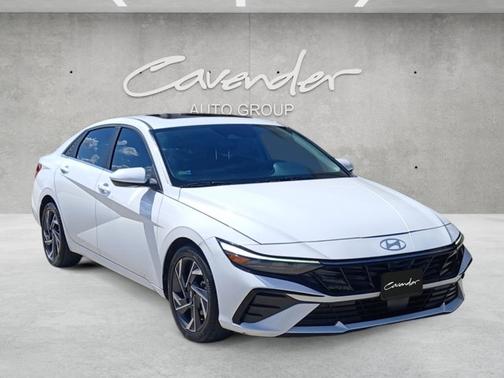 White 2024 Hyundai ELANTRA SEL