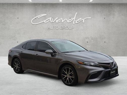 Predawn Gray Mica 2024 Toyota Camry SE