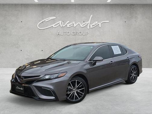 Predawn Gray Mica 2024 Toyota Camry SE