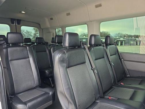 2021 Ford Transit-350 XL