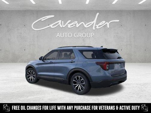2025 Ford Explorer ST-Line