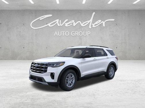 Star White Metallic Tri-Coat 2026 Ford Explorer Active