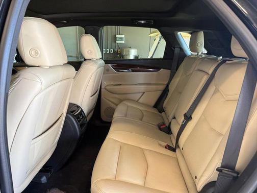 2017 Cadillac XT5 Premium Luxury