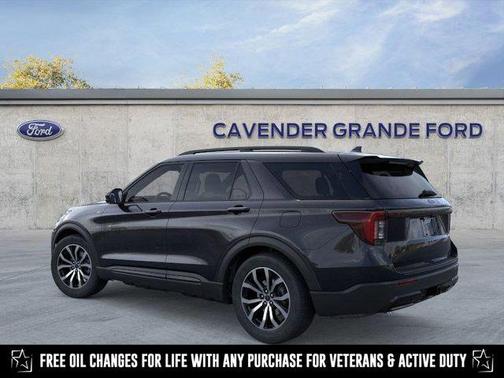 2025 Ford Explorer ST-Line
