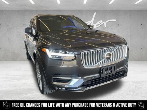 2025 Volvo XC90 B6 Core