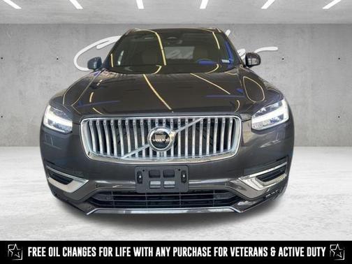 2025 Volvo XC90 B6 Core