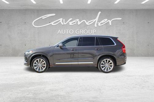 2025 Volvo XC90 B6 Core