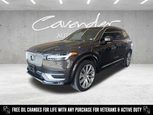 2025 Volvo XC90 B6 Core
