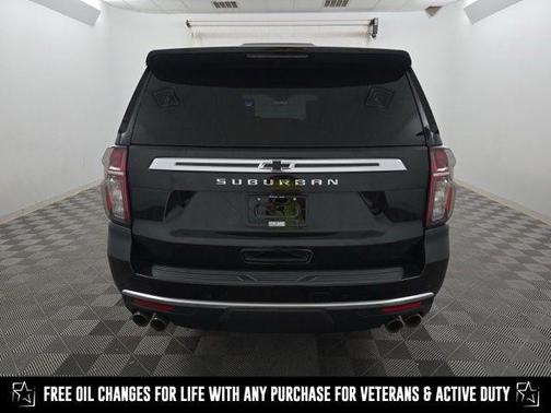 2023 Chevrolet Suburban 4WD High Country