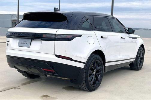 2026 Land Rover Range Rover Velar P250 SE R-Dynamic