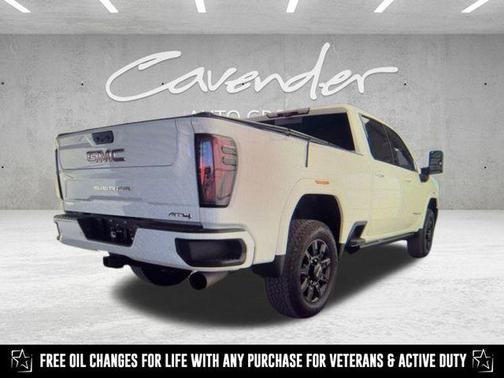 2024 GMC Sierra 2500 AT4