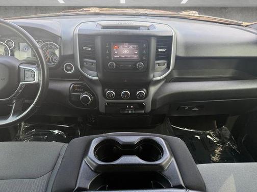 Delmonico Red Pearlcoat 2022 RAM 1500 Big Horn/Lone Star