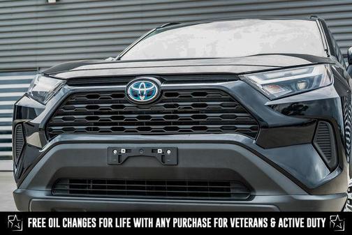 2024 Toyota RAV4 Hybrid XLE