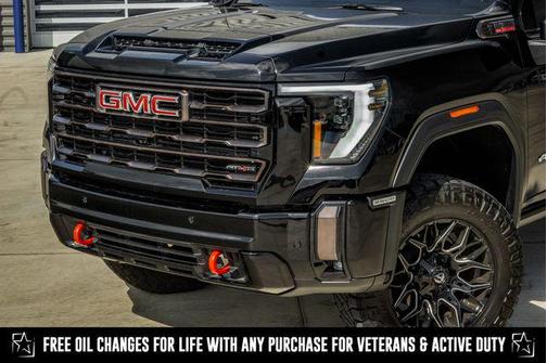 2024 GMC Sierra 2500 AT4