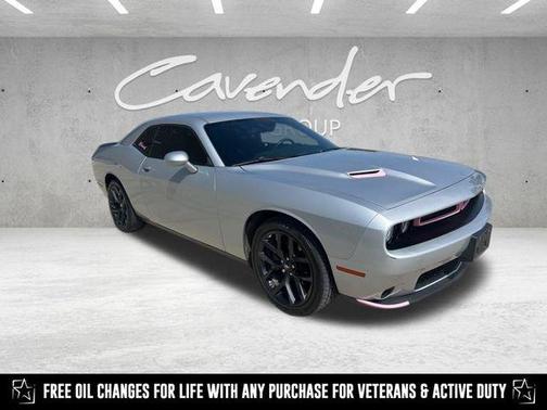 2022 Dodge Challenger SXT