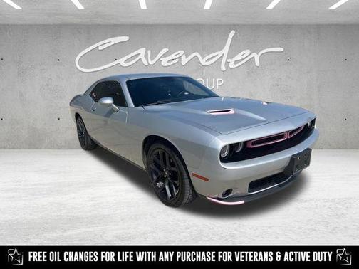 2022 Dodge Challenger SXT