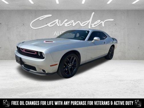 2022 Dodge Challenger SXT