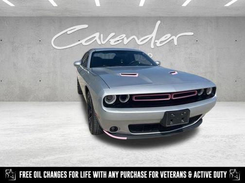 2022 Dodge Challenger SXT