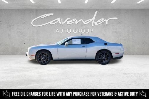 2022 Dodge Challenger SXT
